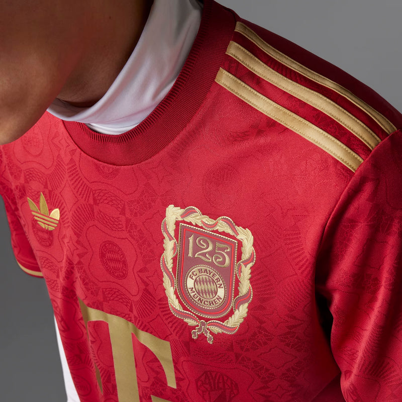Camisa Adidas Bayern de Munique Edição Especial 125 Anos